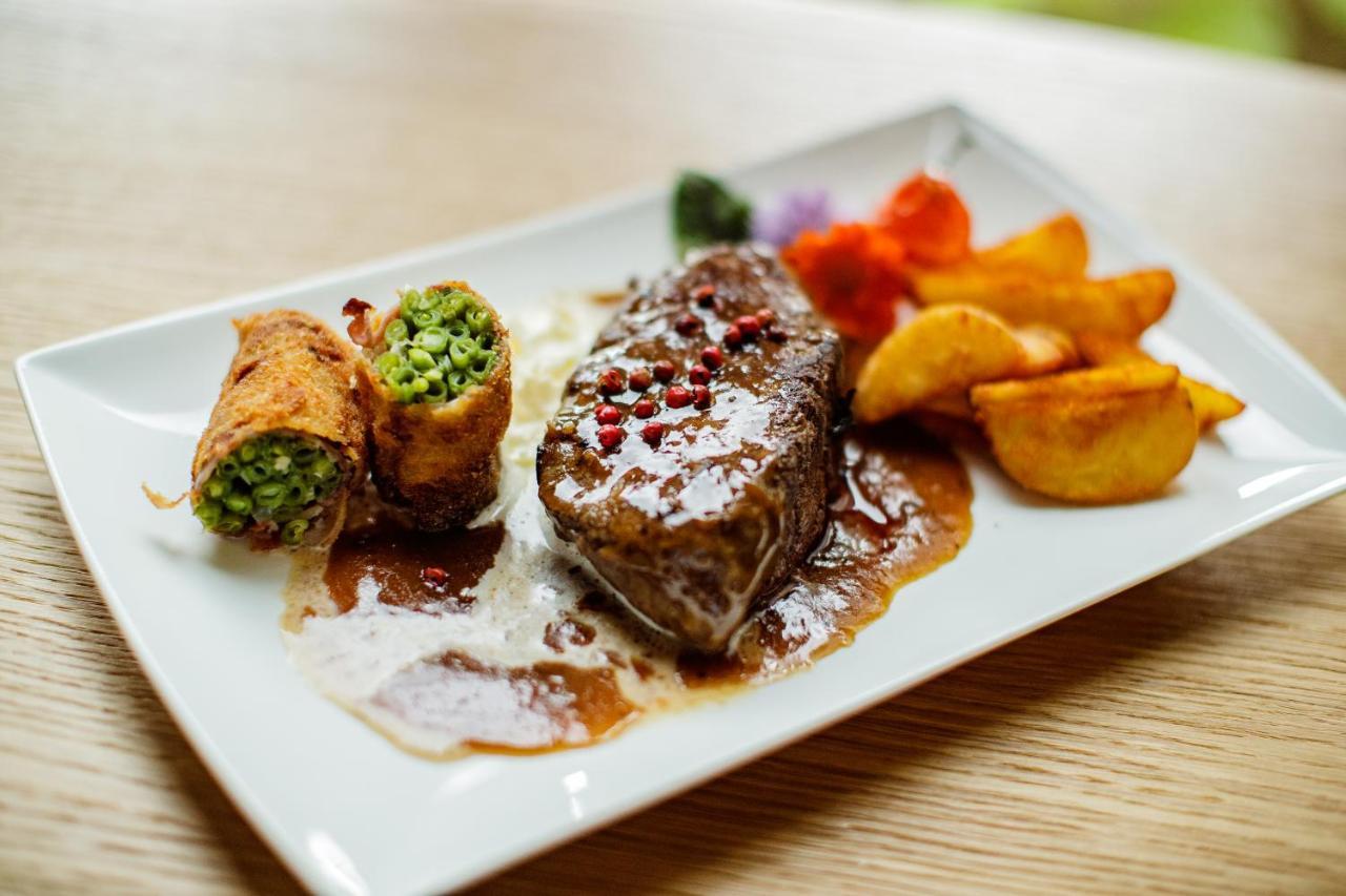 Hotel-Restaurant Allmer Weiz Εξωτερικό φωτογραφία