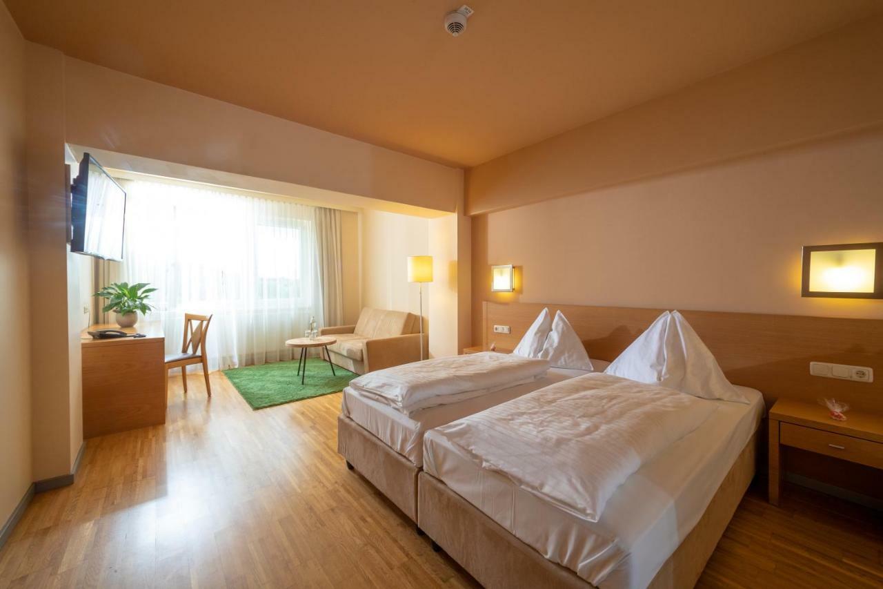 Hotel-Restaurant Allmer Weiz Εξωτερικό φωτογραφία